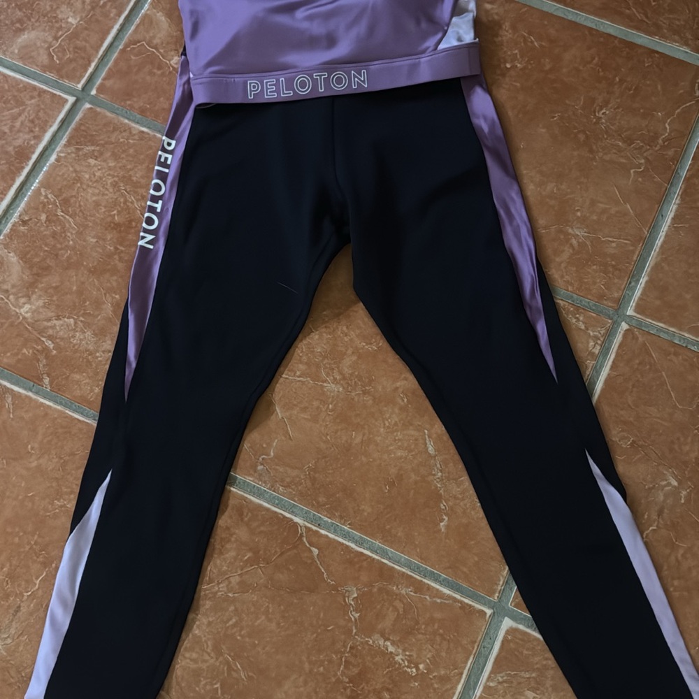 Peloton women’s Bra and Leggings in Black and Lavender